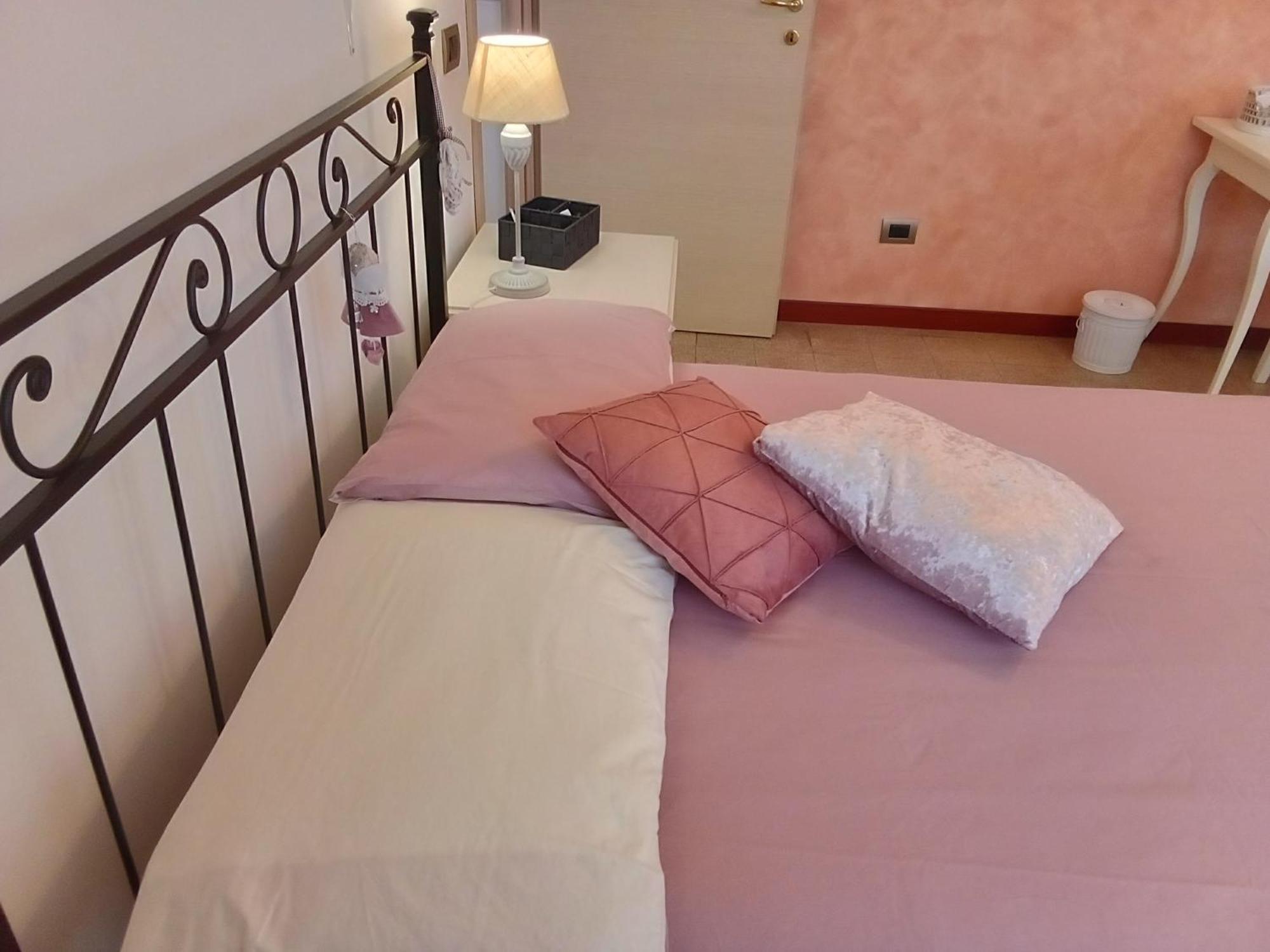 Italy's Enchanting Ambiance - A Snug In Lejlighed